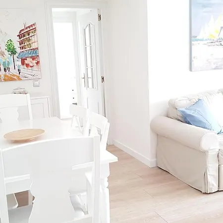 Impresionante Primera Linea De Playa, Bajondillo