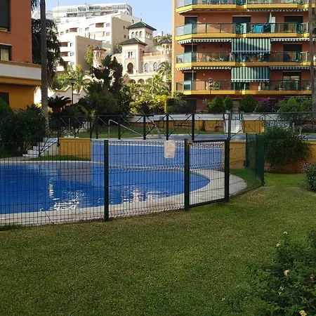 Impresionante Primera Linea De Playa, Bajondillo * Torremolinos