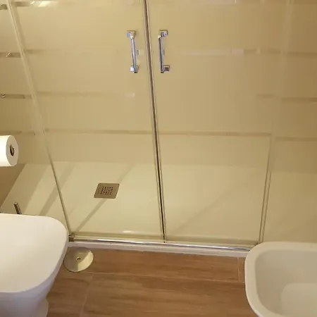 Impresionante Primera Linea De Playa, Bajondillo