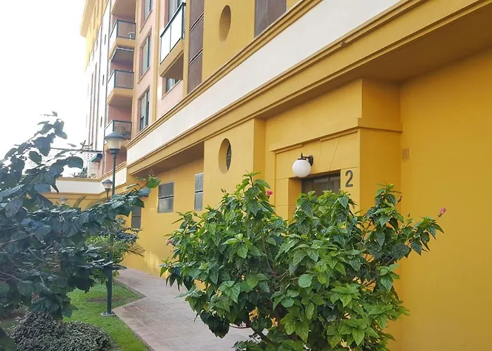 Impresionante Primera Linea De Playa, Bajondillo *