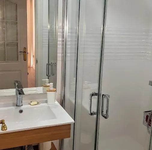 Impresionante Primera Linea De Playa, Bajondillo Torremolinos