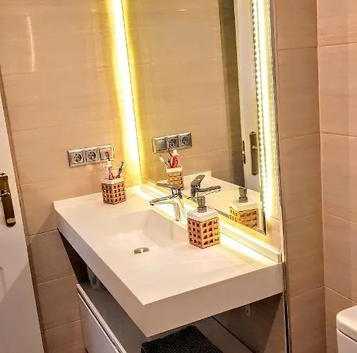 Impresionante Primera Linea De Playa, Bajondillo Lägenhet