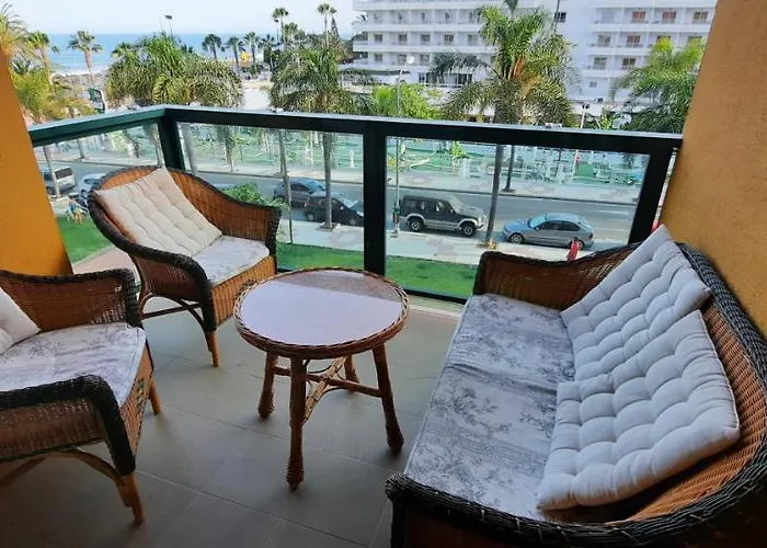 Impresionante Primera Linea De Playa, Bajondillo * Torremolinos