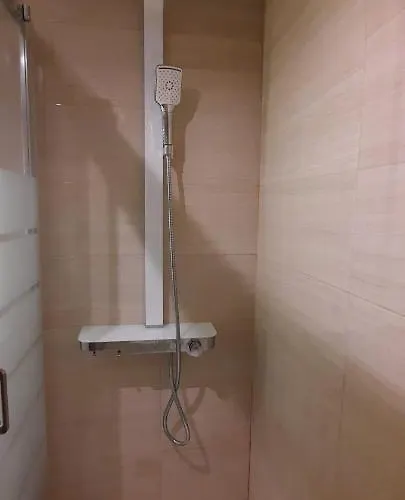 Impresionante Primera Linea De Playa, Bajondillo Torremolinos