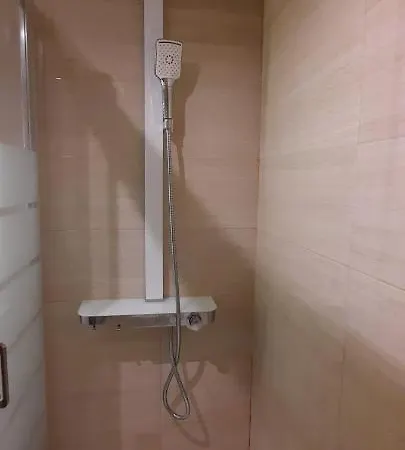 Impresionante Primera Linea De Playa, Bajondillo Torremolinos